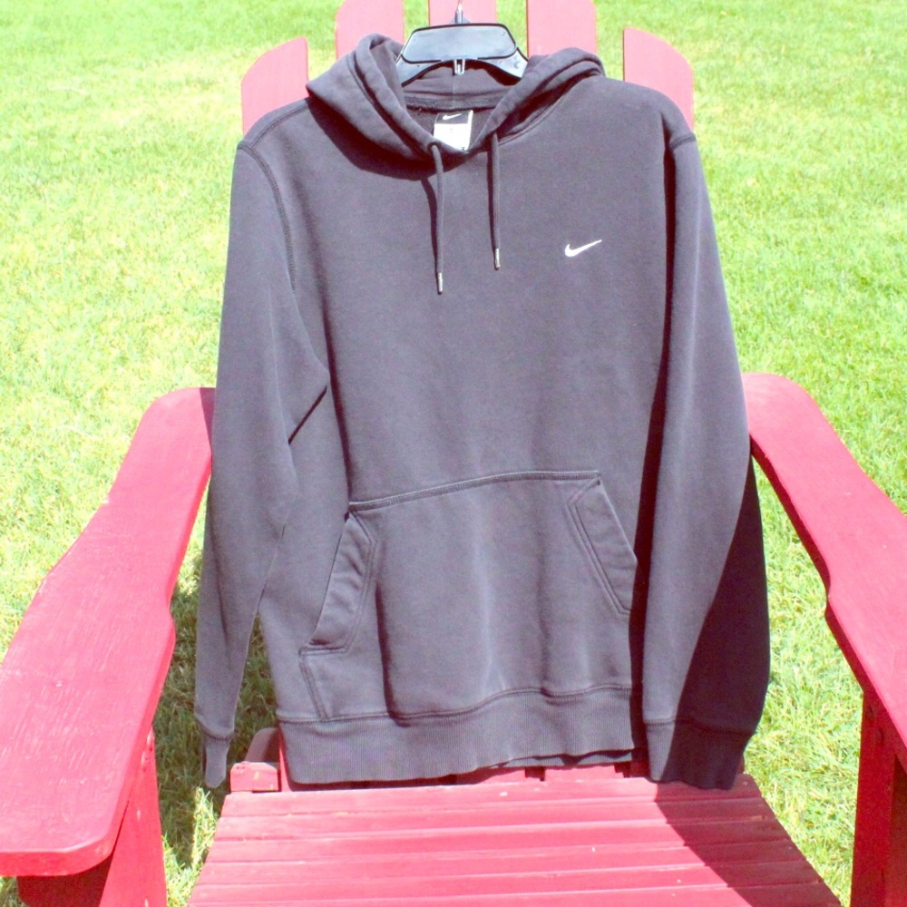 Nike Pullover Sweater with a Hoodie